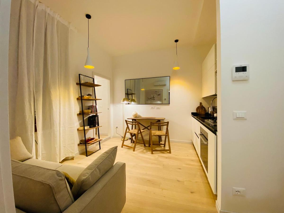 Piazzaborsa Charme Apartment Trieste Eksteriør bilde